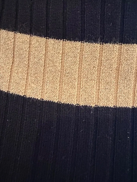 International Concepts Black & Gold striped ribbed turtleneck sweater, Size Med - Picture 5 of 9